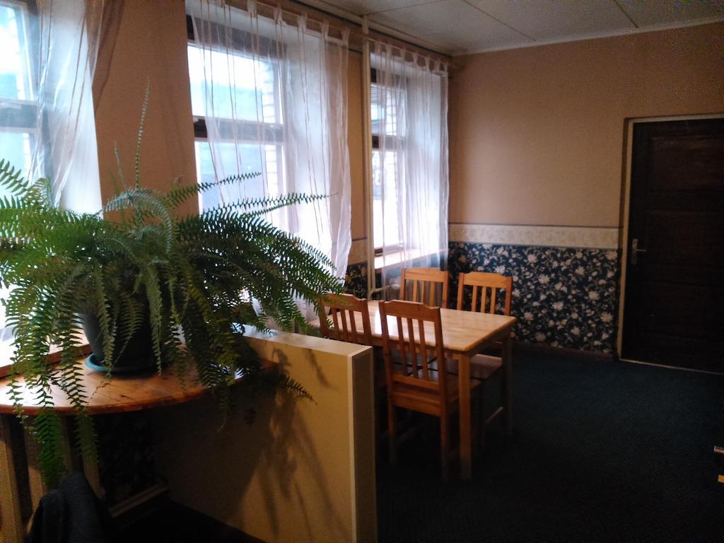 Maria Hostel Валга Екстериор снимка