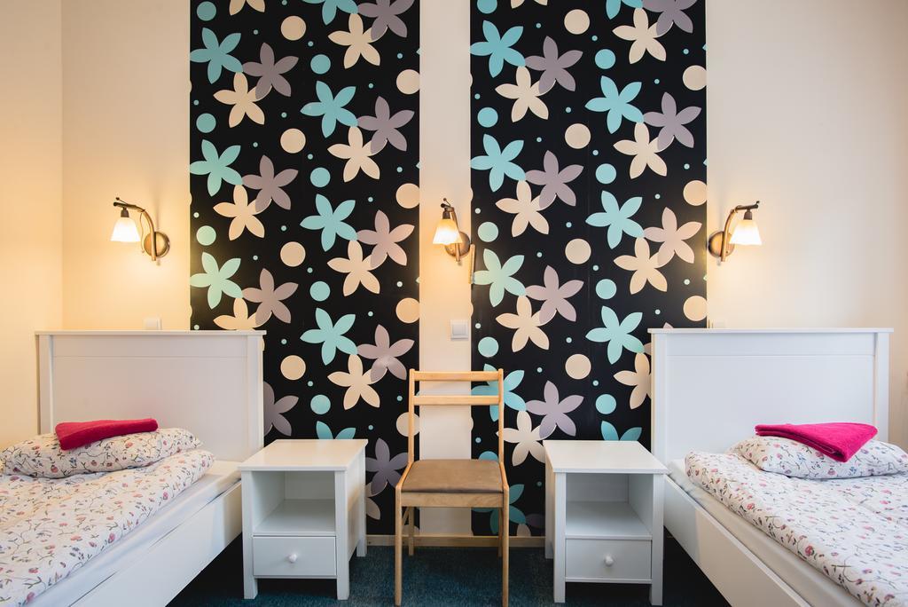 Maria Hostel Валга Екстериор снимка