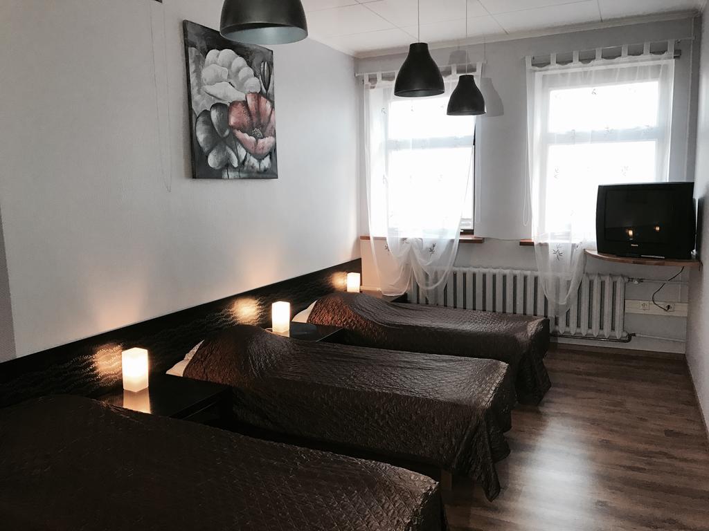 Maria Hostel Валга Екстериор снимка